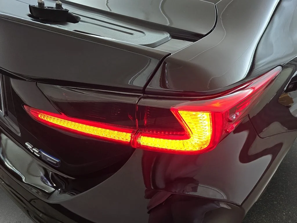 Used 2015 Black Lexus F image 31
