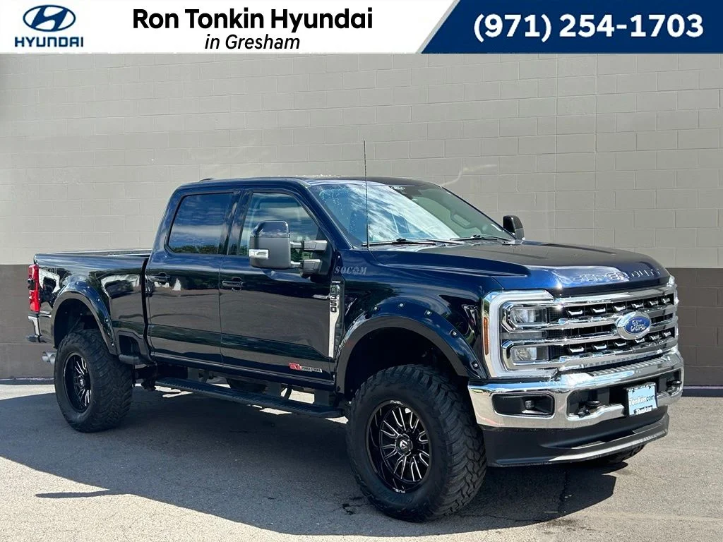 Used 2024 Blue Ford Lariat image 1