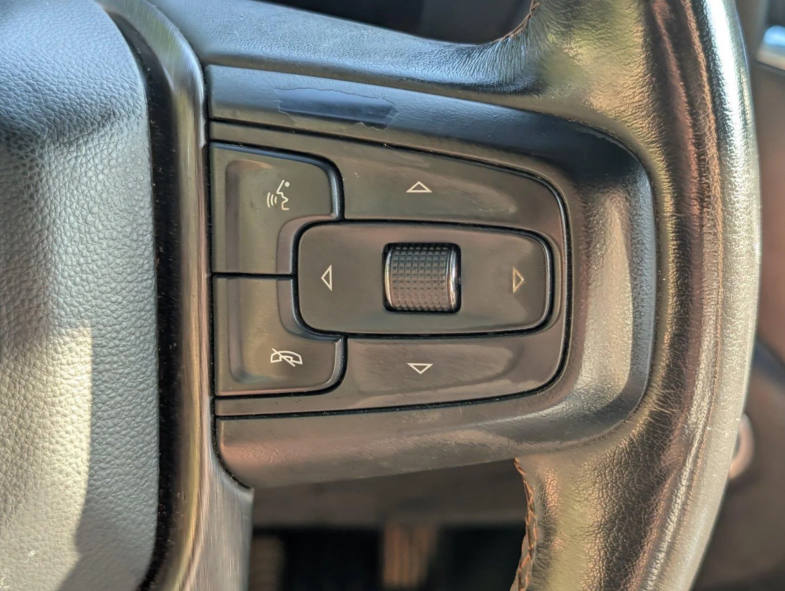 Used 2021 SATIN STEEL METALLIC GMC AT4 image 29