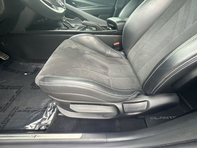 Used 2022 Blue Hyundai Base image 12