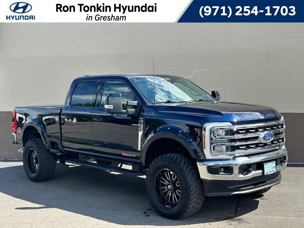 Used 2024 Blue Ford Lariat image 1