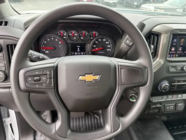 New 2026 Summit White Chevrolet WT image 15