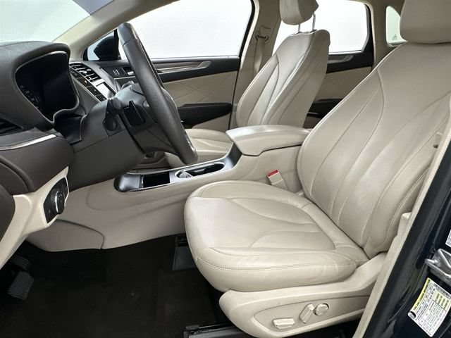Certified Used 2019 Green Lincoln Standard image 9