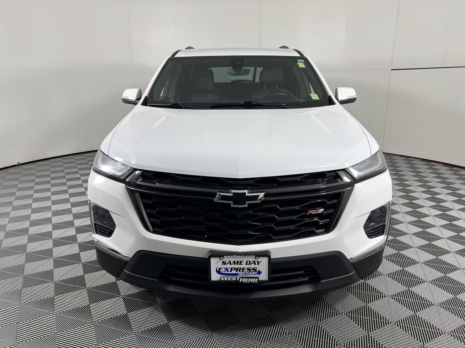 Used 2023 Summit White Chevrolet RS image 7