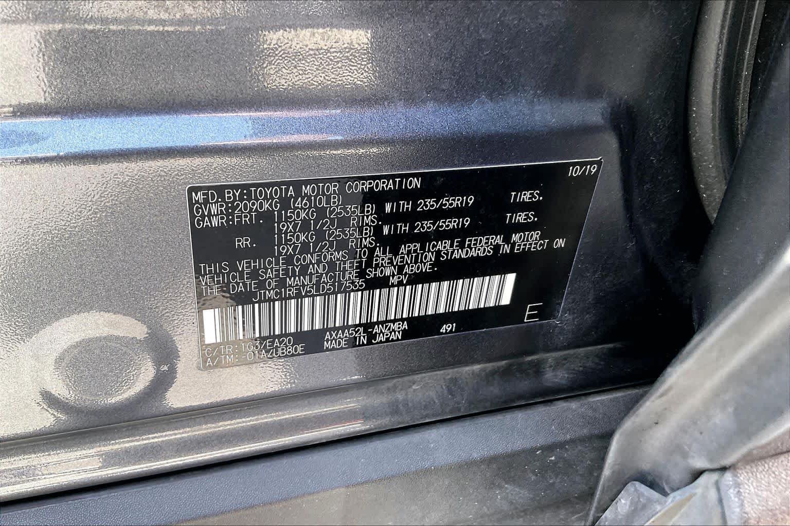 Used 2020 Magnetic Gray Metallic Toyota XLE Premium image 31