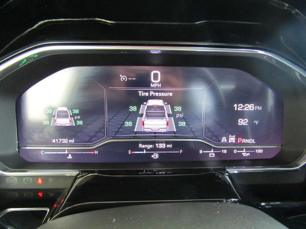 Used 2025 Sterling GMC SLT image 28