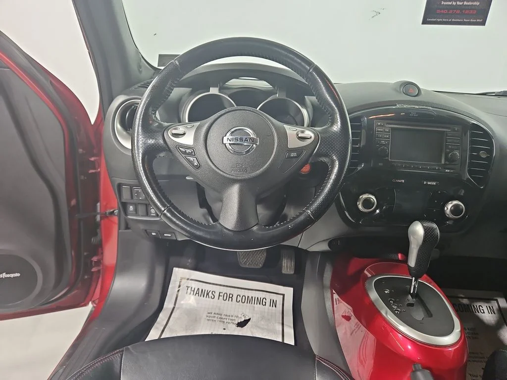 Used 2013 Red Nissan SL image 14