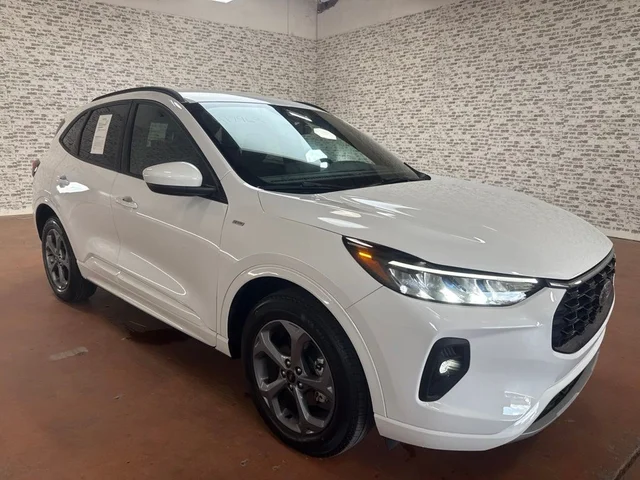 2023 Ford Escape ST-Line Select