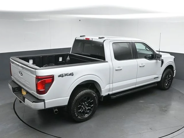 Certified Used 2024 Avalanche Ford XLT image 51