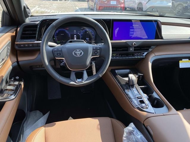 New 2026 Oxygen White Toyota Limited image 9