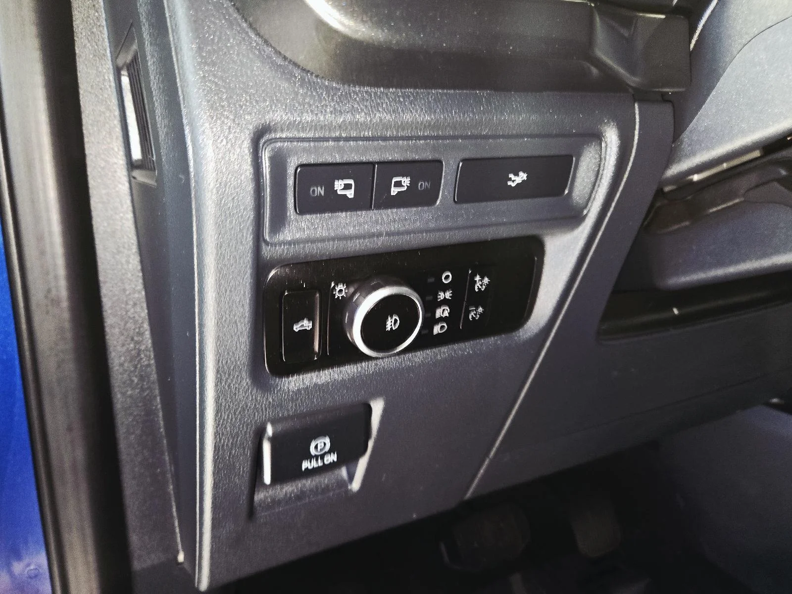 Used 2023 Atlas Blue Ford XLT image 33