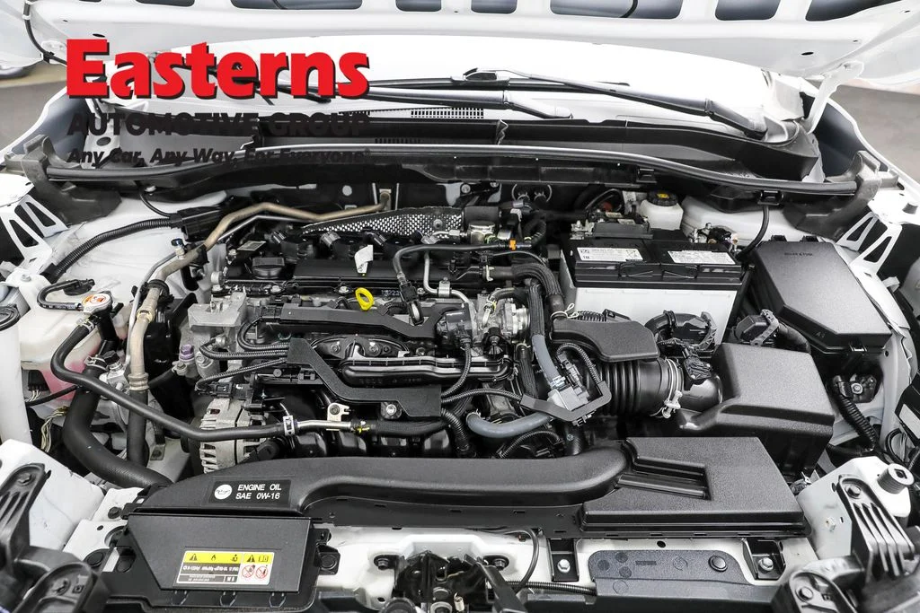 Used 2023 White Toyota L image 7