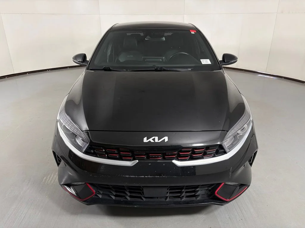 Used 2023 Black Kia GT-Line image 3