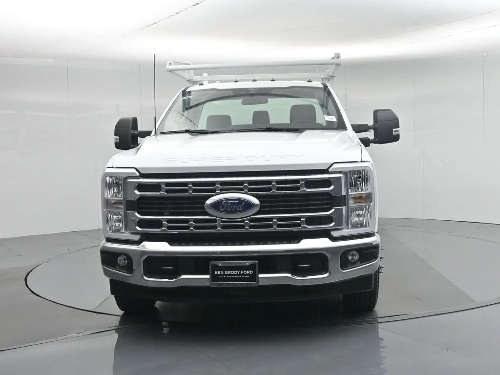 New 2025 White Ford XL image 29