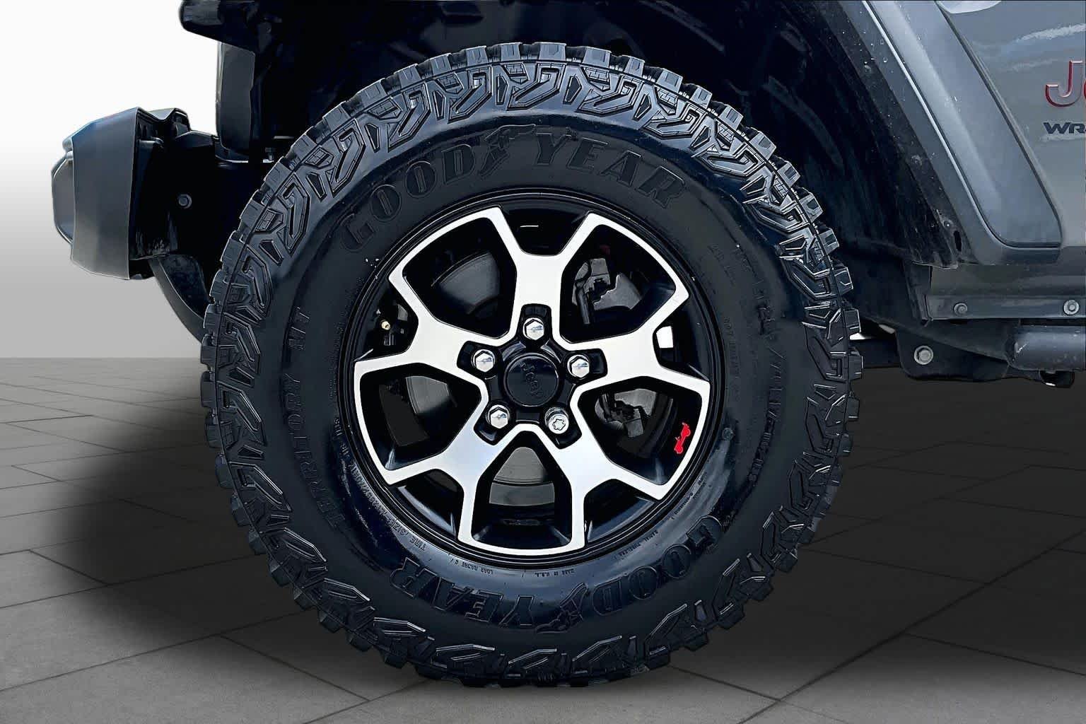 Used 2021 Sting-Gray Clearcoat Jeep Rubicon image 8
