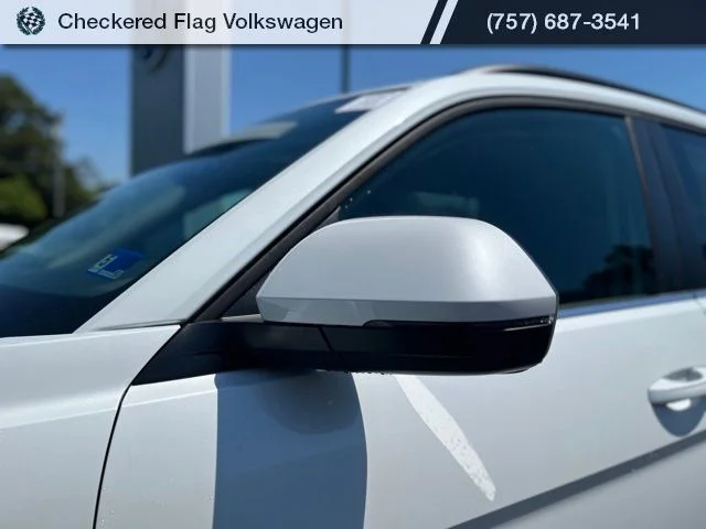 New 2026 White Volkswagen 2.0T SE w/Technology image 2