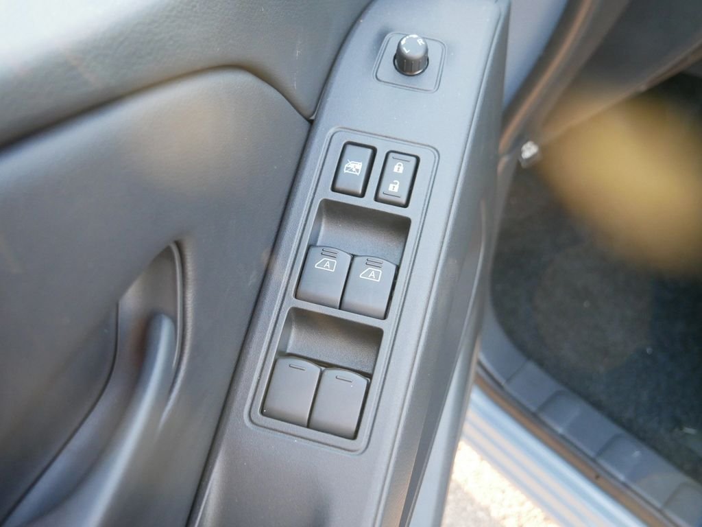 2026 Nissan Frontier SV - Photo 7