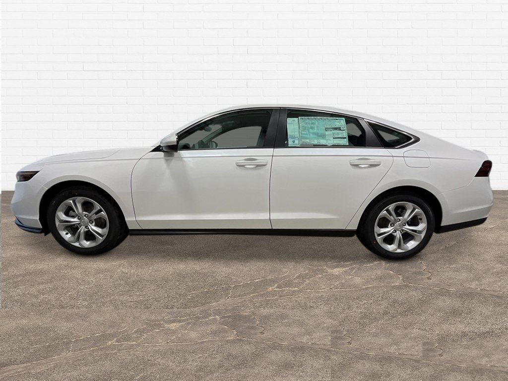 New 2026 Platinum White Pearl Honda LX image 3
