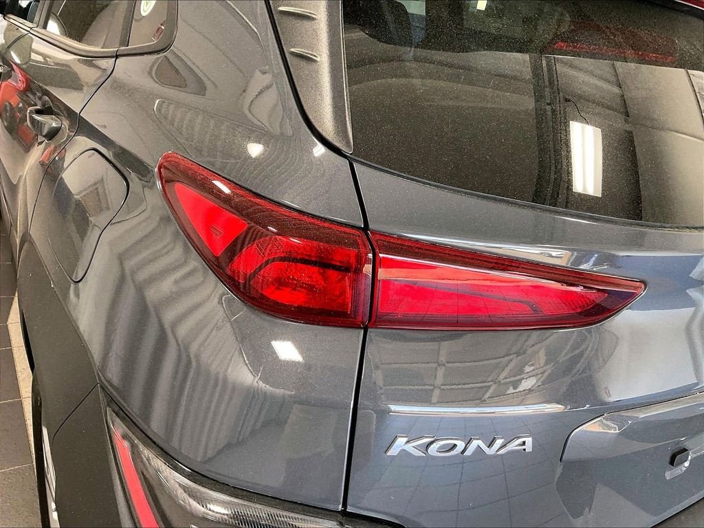 Used 2023 Gray Hyundai SEL image 34