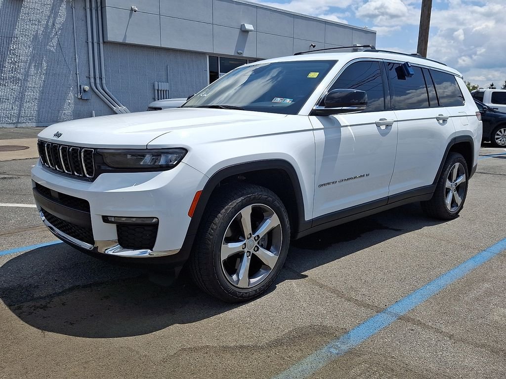 Used 2021 White Jeep Limited image 3