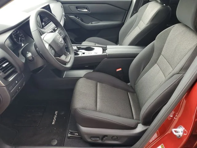 2026 Nissan Rogue SV - Photo 12