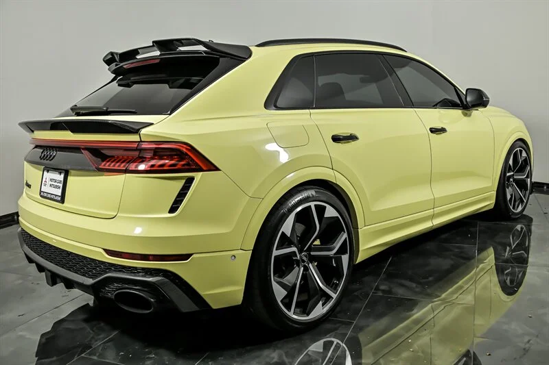Used 2020 Glacier White Metallic Audi 4.0T quattro image 9