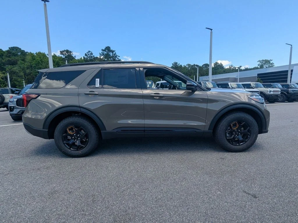 New 2026 Marsh Gray Ford Tremor image 3