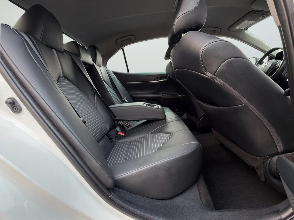 Used 2024 White Toyota  image 23