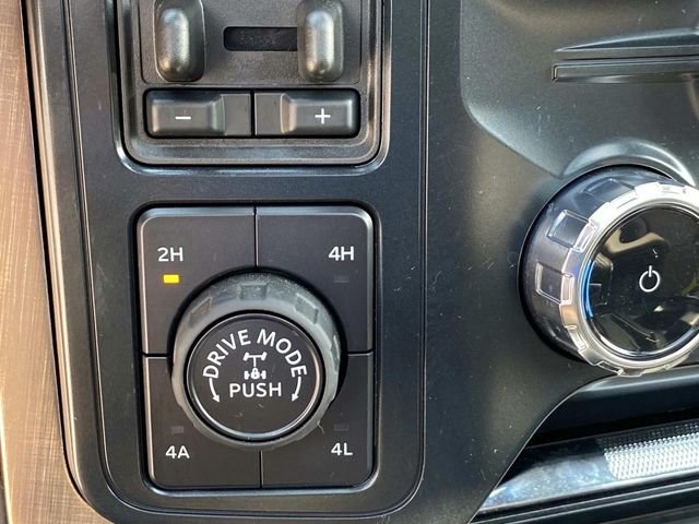 Used 2025 White Ford King Ranch image 22