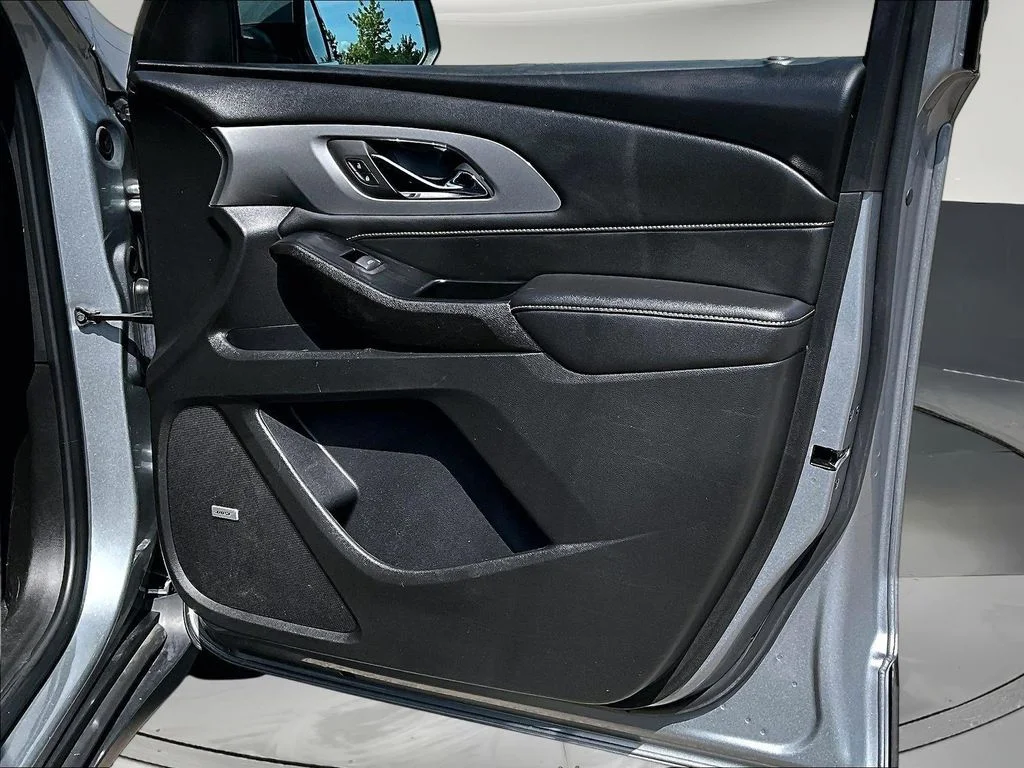 Used 2023 Gray Chevrolet LT Leather image 32