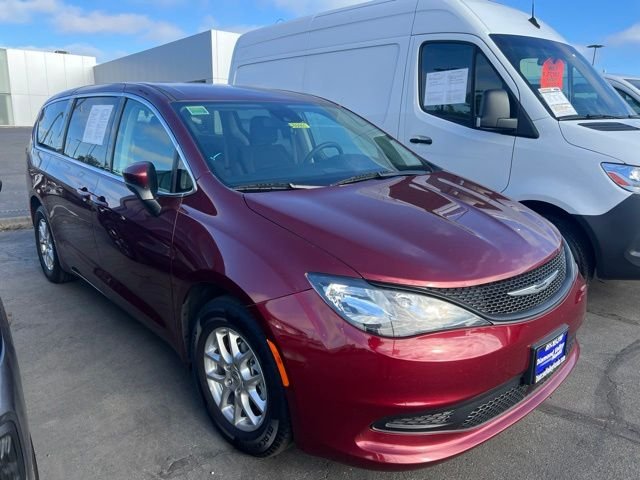 Used 2023 Red Chrysler LX image 4