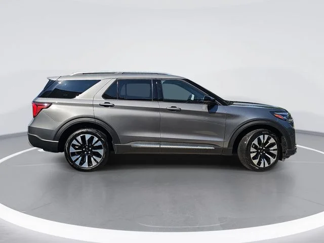 Used 2025 Gray Ford Platinum image 2