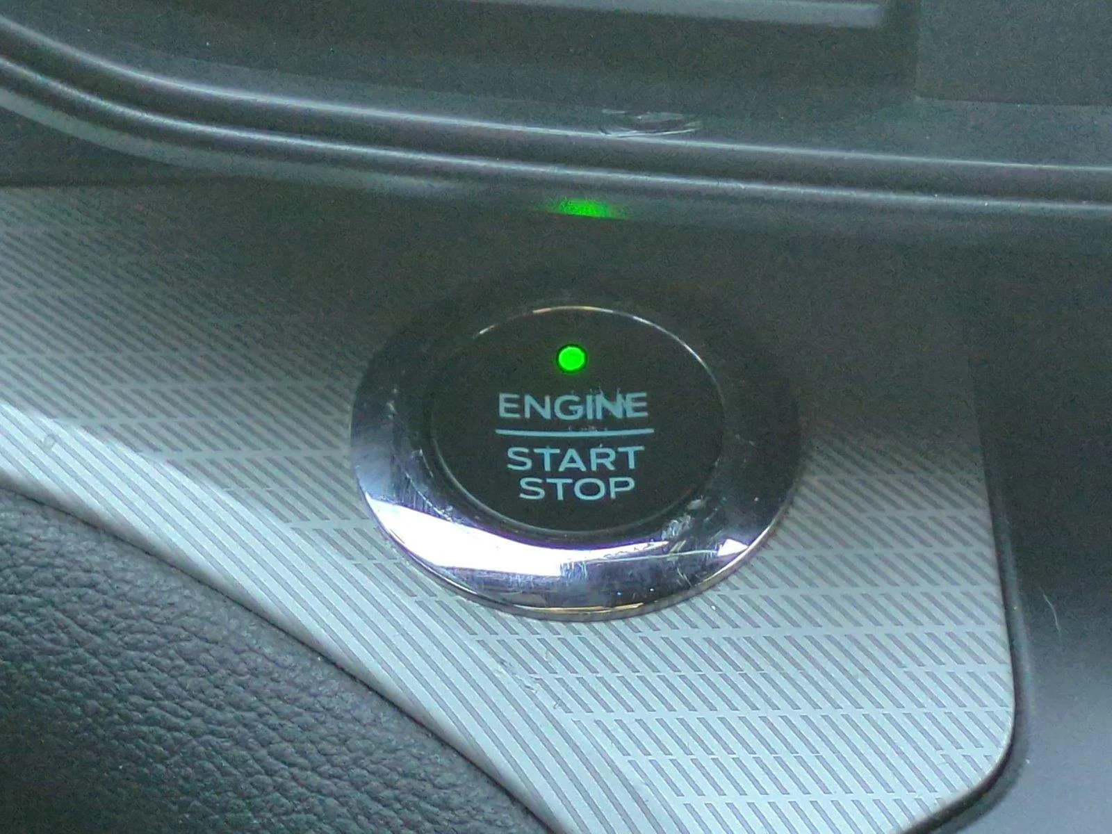 Used 2020 Magnetic Metallic Ford XLT image 28
