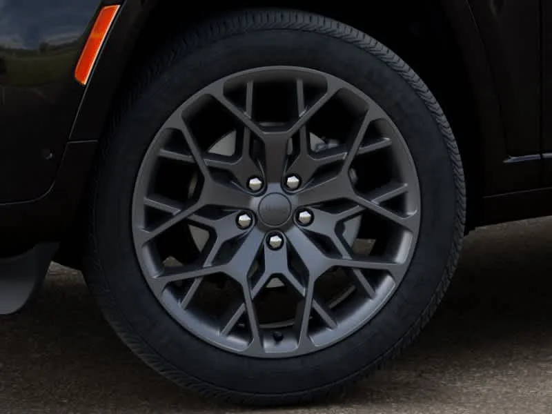New 2026 Diamond Black Crystal Pearl-Coat Exterior Paint Jeep Summit image 8