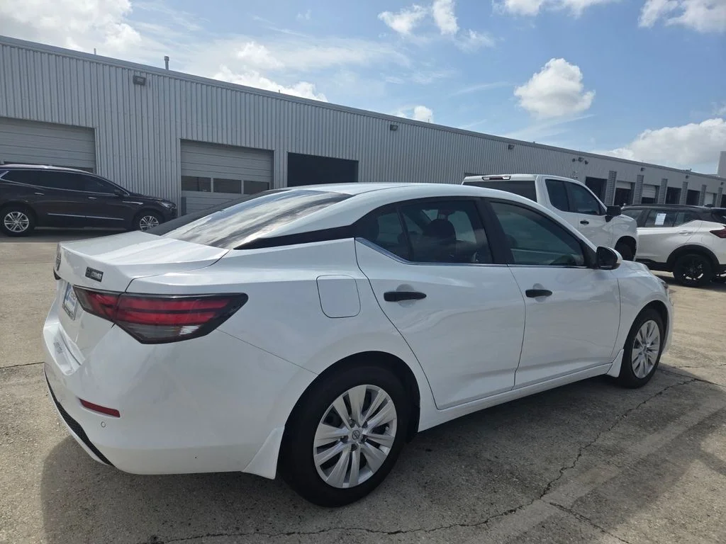 Certified Used 2025 White Nissan S image 5