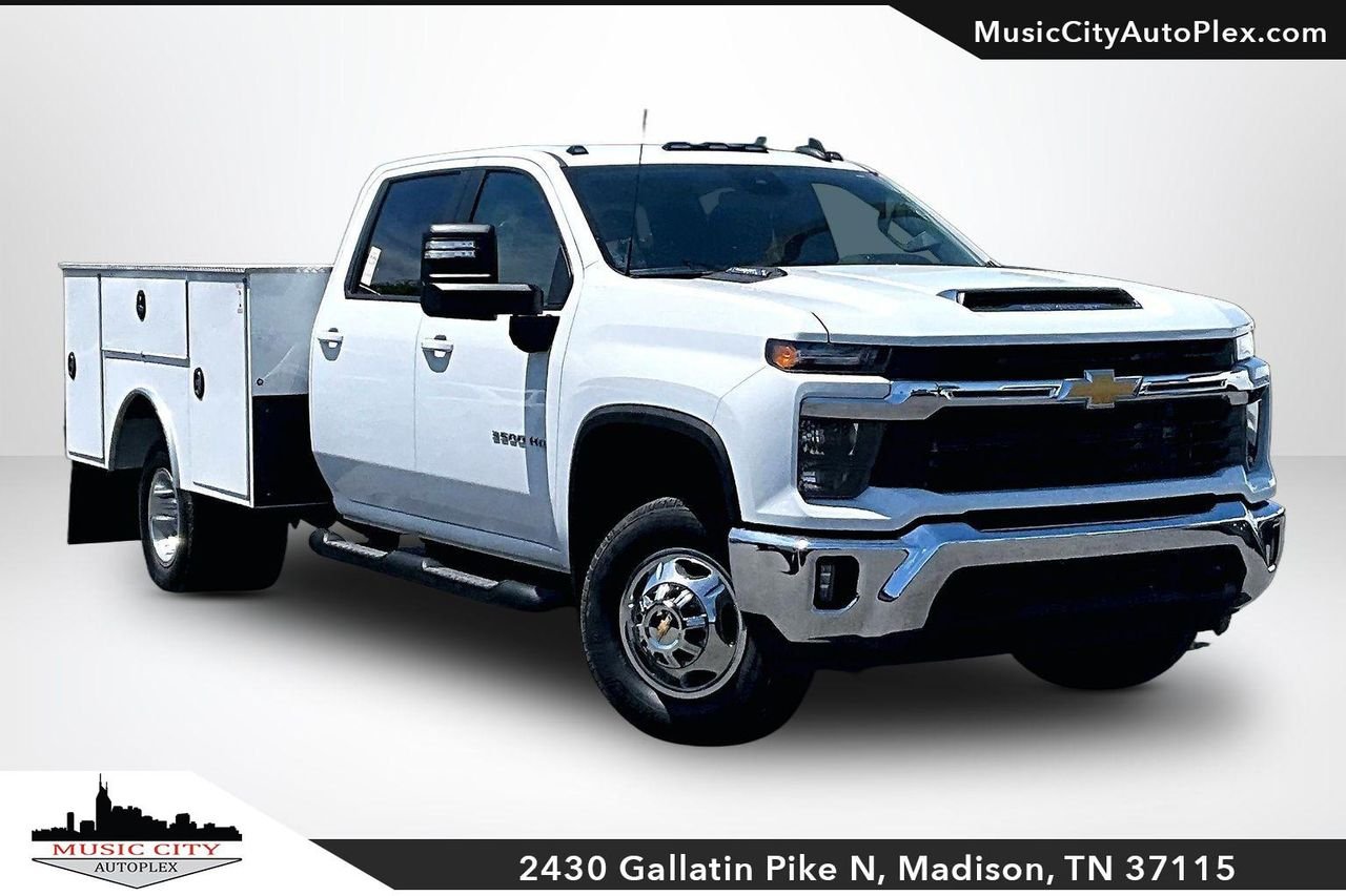 2024 Chevrolet Silverado HD LT 4WD Crew Cab Standard Box SRW's photo