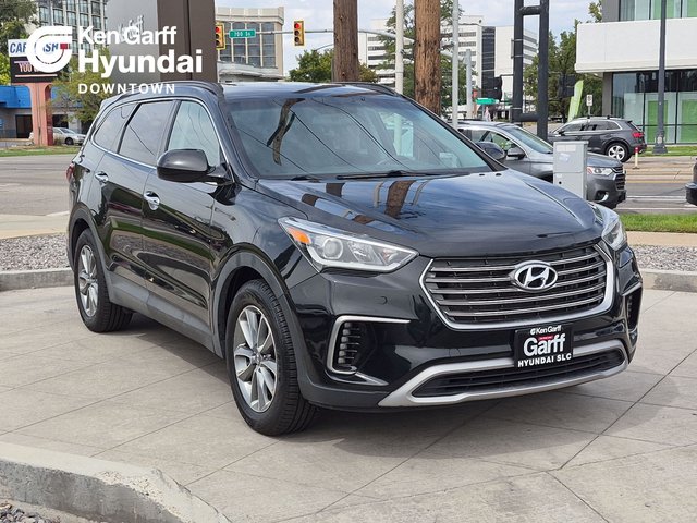 2017 Hyundai Santa Fe SE