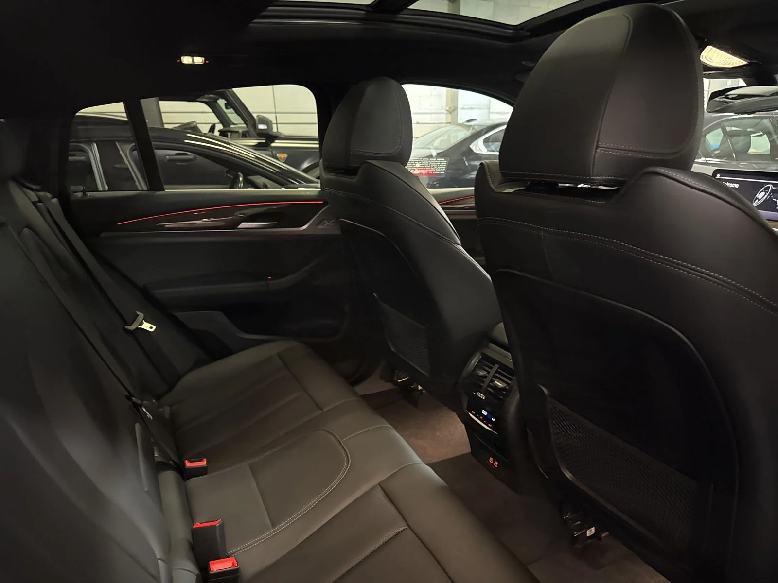 Used 2023 Black BMW xDrive30i image 21