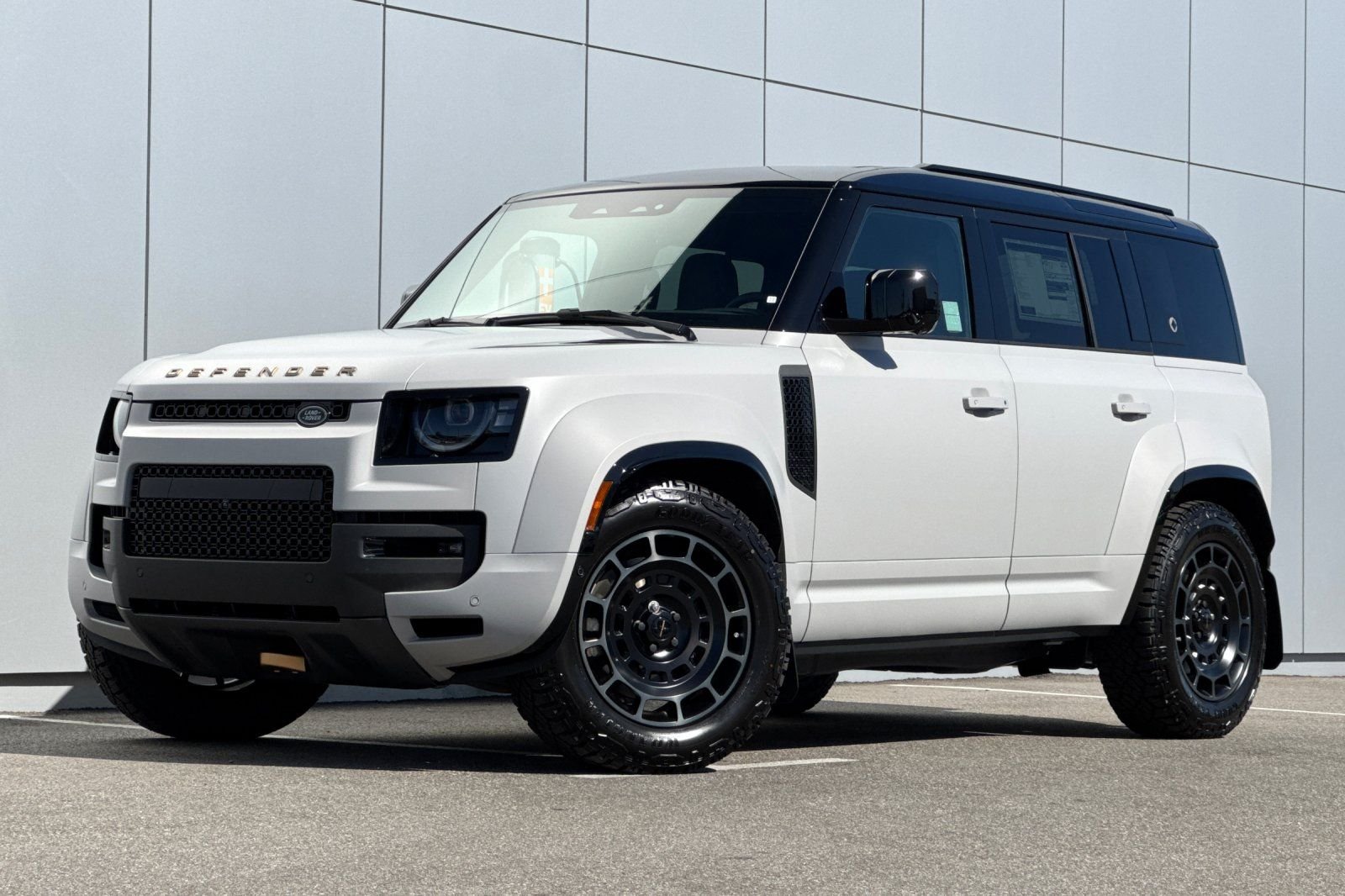 2026 Land Rover Defender