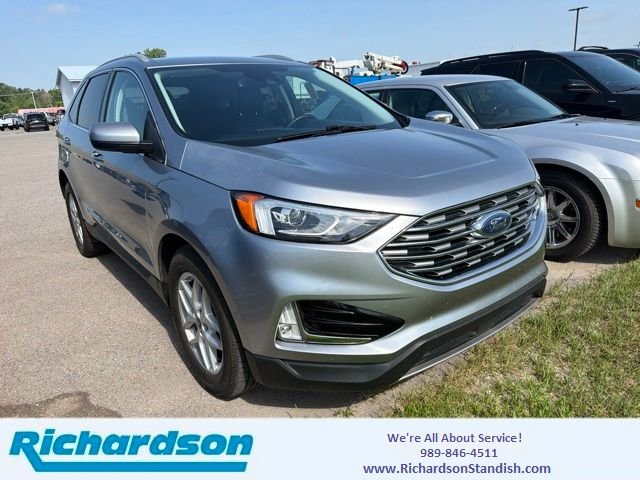 Used 2021 Silver Ford SEL image 1