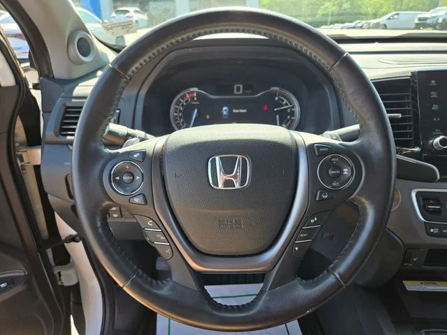 Used 2023 White Honda RTL-E image 32