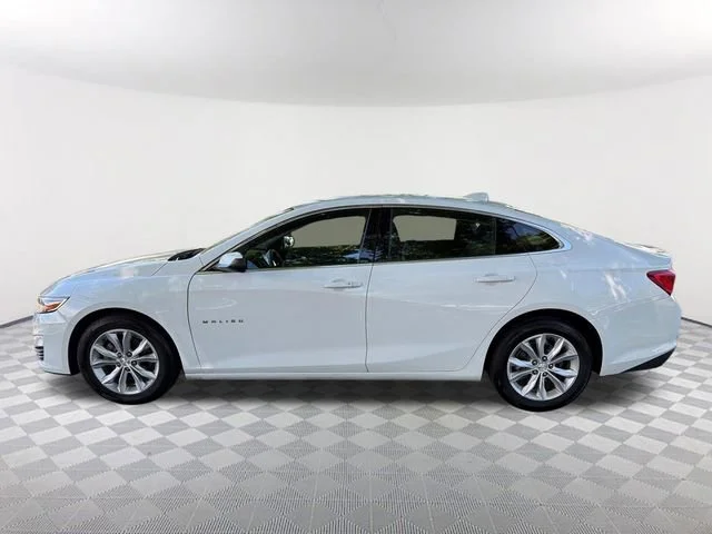 Used 2024 Summit White Chevrolet 1LT image 8