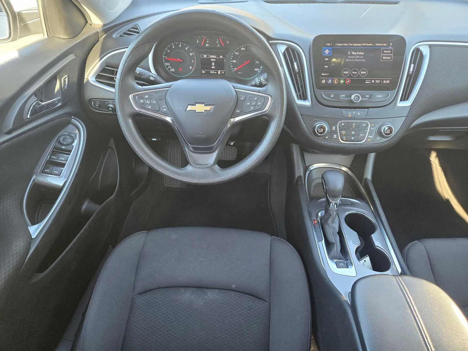 Used 2023 Summit White Chevrolet LT image 10