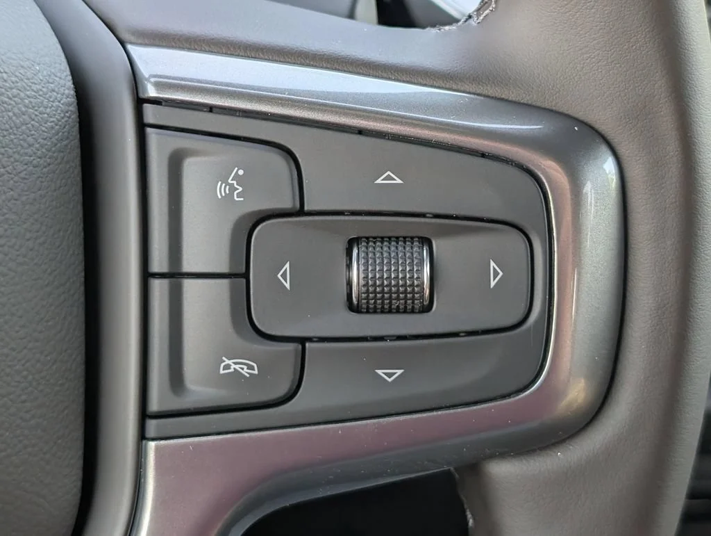 New 2026 Polar White Tricoat Chevrolet LTZ image 25