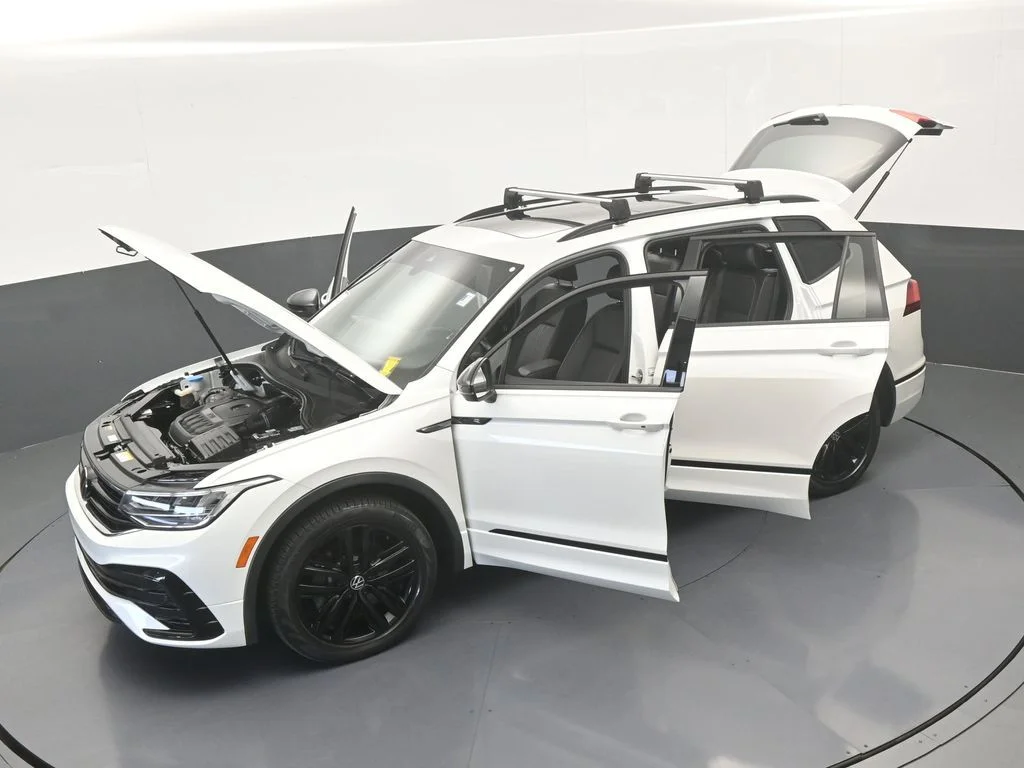 Used 2022 Oryx White Pearl Volkswagen 2.0T SE R-Line Black image 61