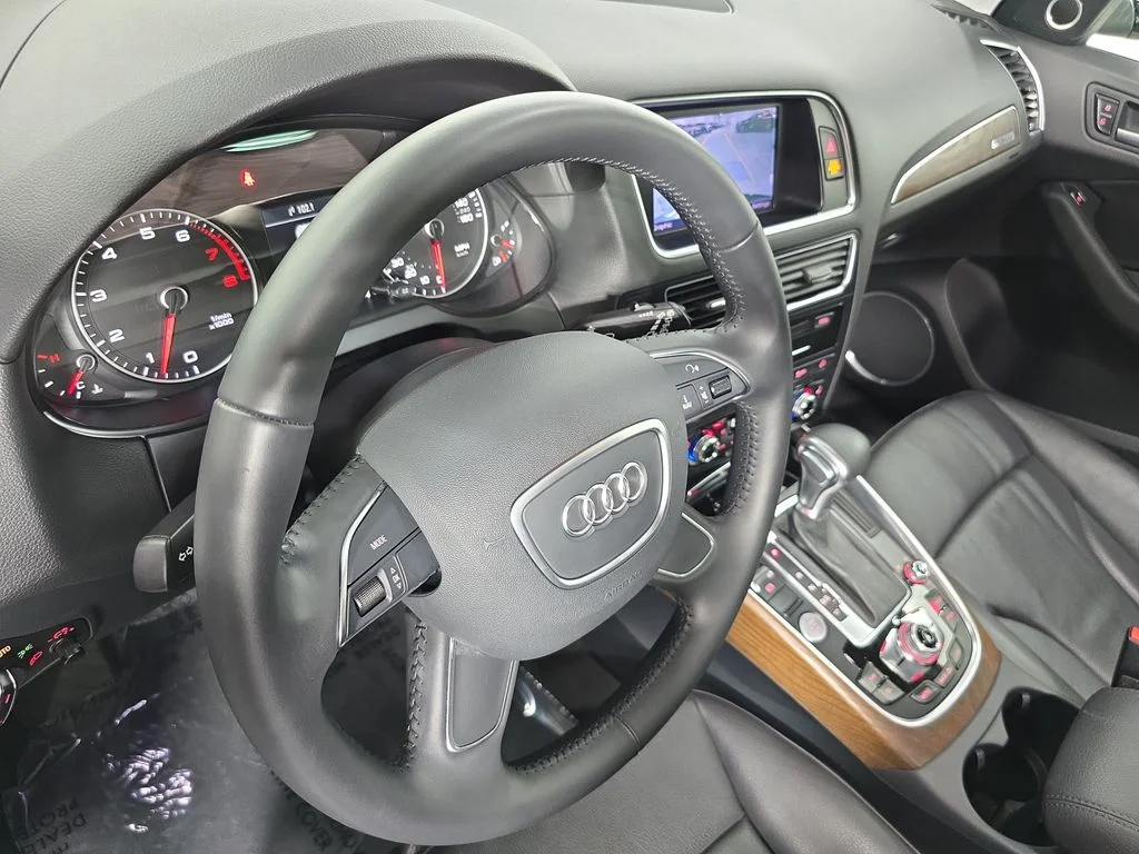 Used 2013  Audi 3.0T Premium Plus image 4