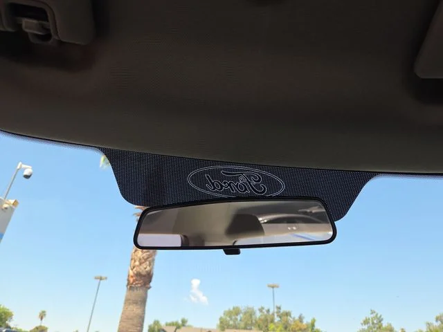 Used 2018 White Ford XL image 17