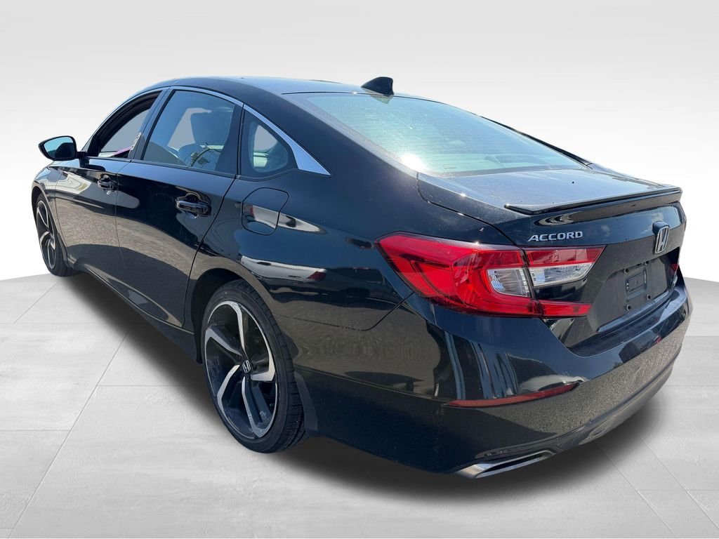 Used 2022  Honda Sport image 2