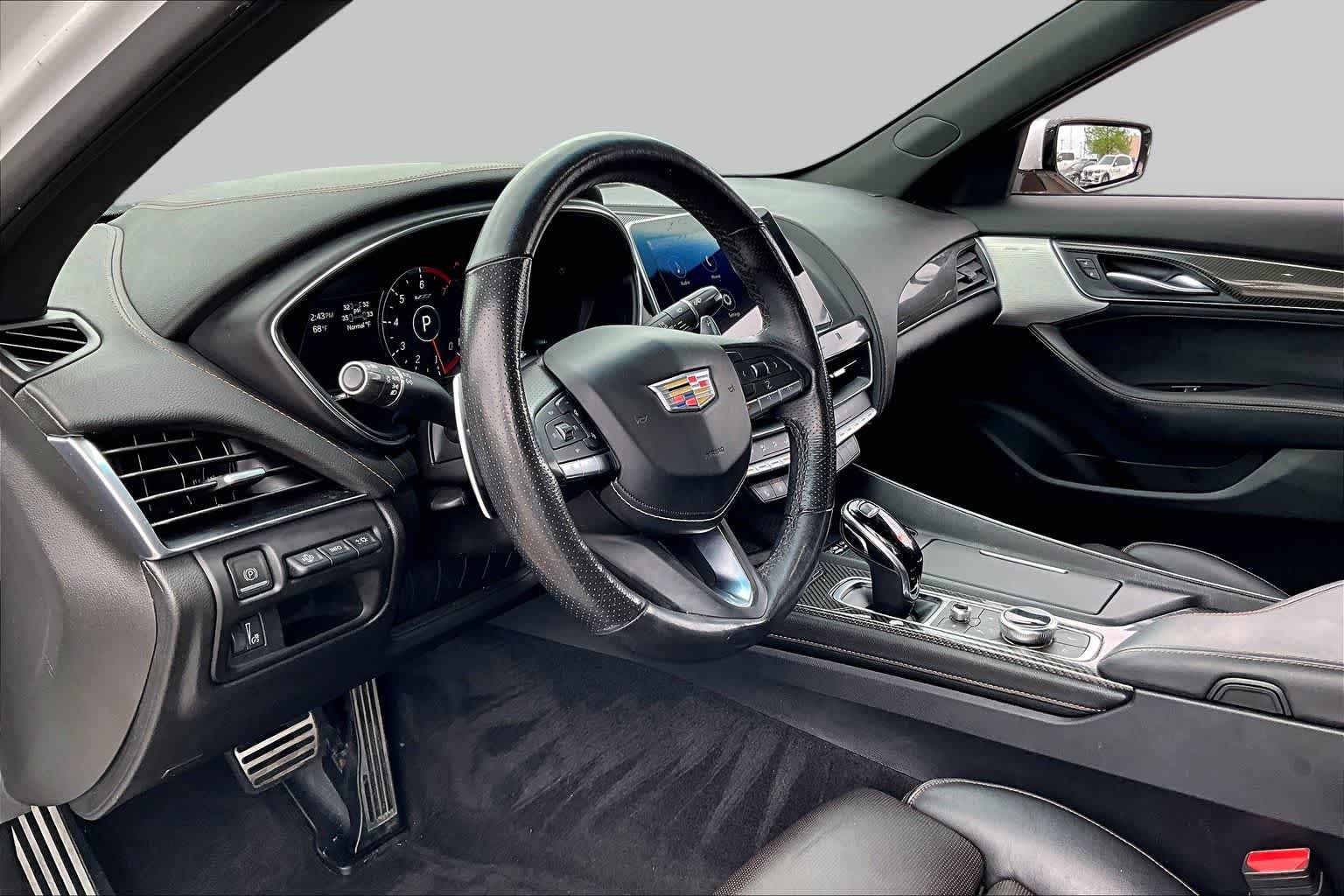 Used 2021 Summit White Cadillac V-Series image 16