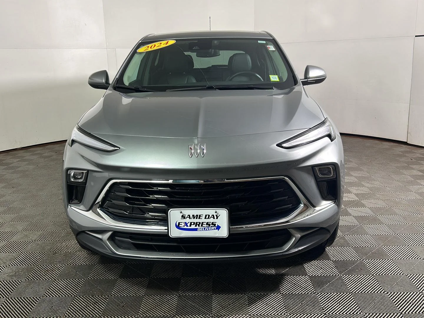 Used 2024 Moonstone Gray Metallic Buick Preferred image 10